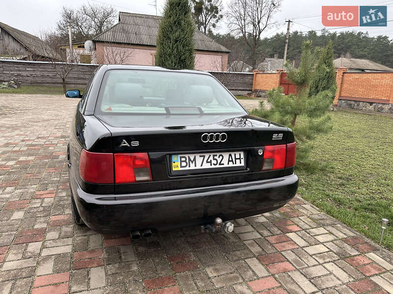 Седан Audi A6 1996 в Лебедині