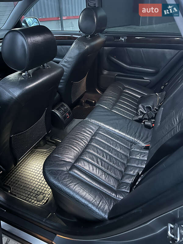 Седан Audi A6 2001 в Лубнах