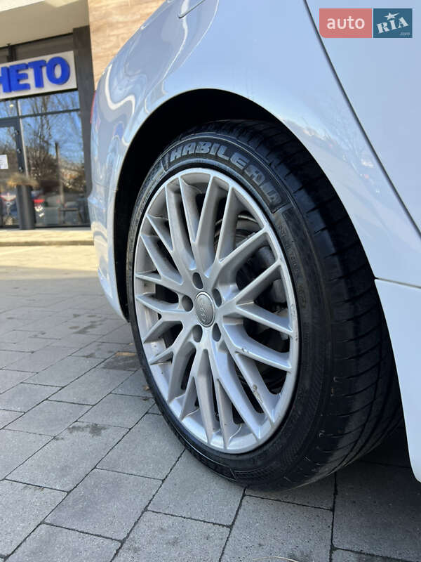 Седан Audi A6 2018 в Ужгороде