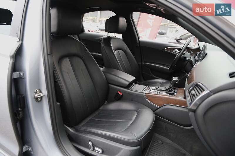 Седан Audi A6 2015 в Киеве