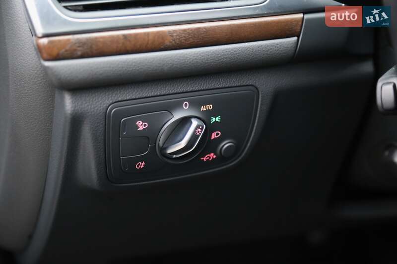 Седан Audi A6 2015 в Киеве