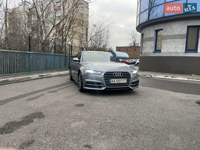 Седан Audi A6 2016 в Киеве