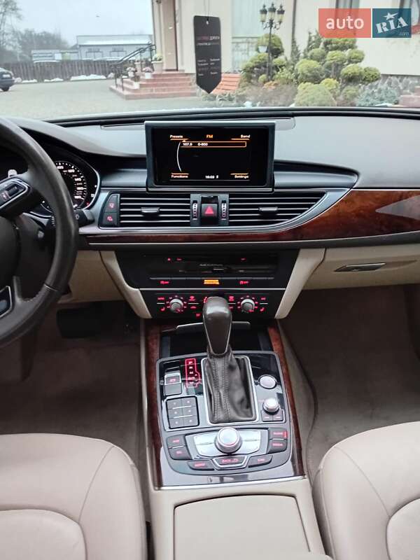 Седан Audi A6 2015 в Стрые