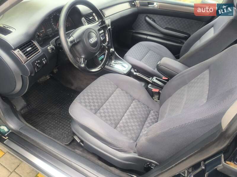 Седан Audi A6 1998 в Чернівцях