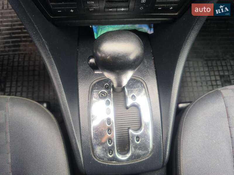 Седан Audi A6 1998 в Чернівцях