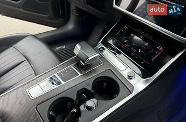 Седан Audi A6 2021 в Буче