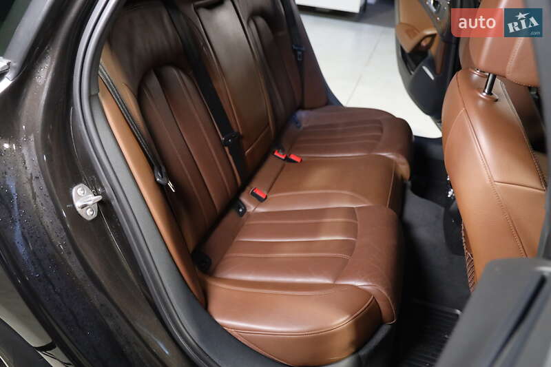 Седан Audi A6 2014 в Луцьку