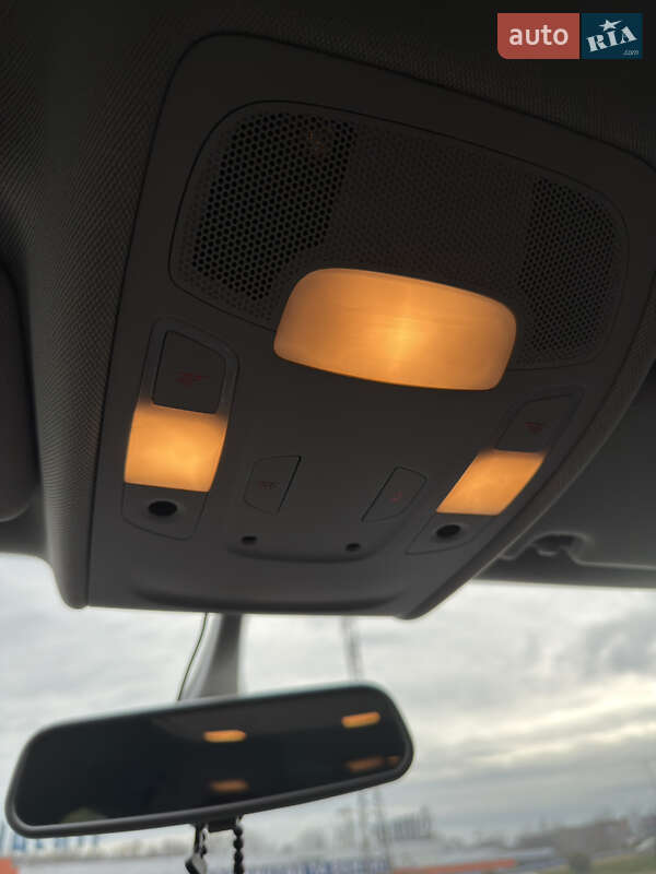 Седан Audi A6 2012 в Ужгороде