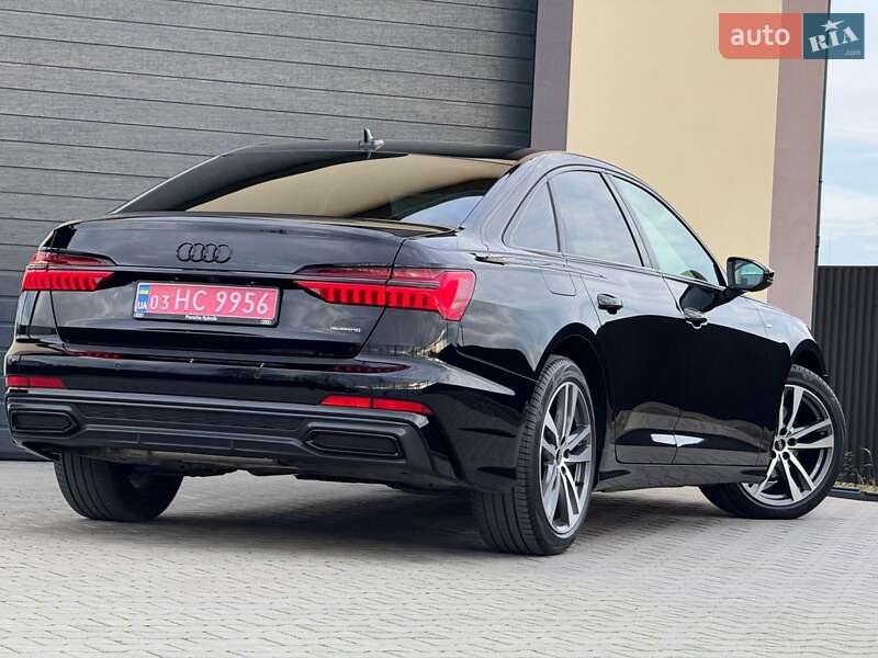 Седан Audi A6 2022 в Стрые