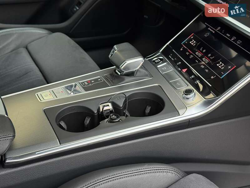 Седан Audi A6 2022 в Стрые