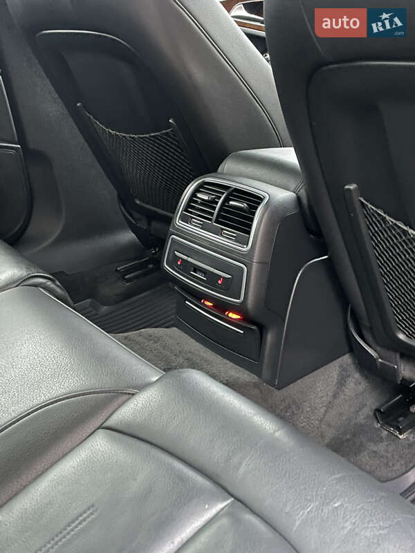 Седан Audi A6 2016 в Стрию