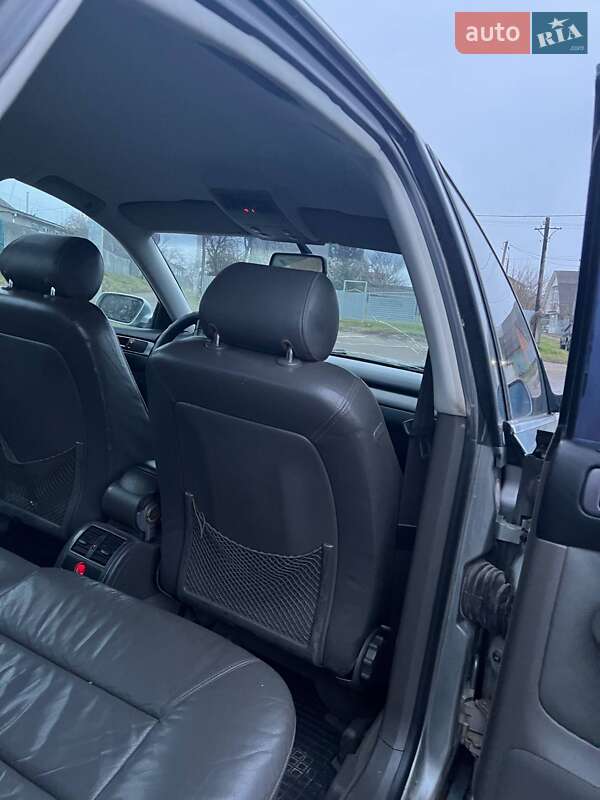 Седан Audi A6 2001 в Летичіві