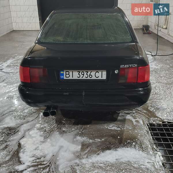 Седан Audi A6 1995 в Полтаві