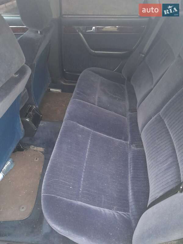 Седан Audi A6 1995 в Полтаві