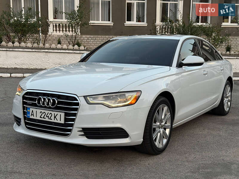 Седан Audi A6 2014 в Тараще