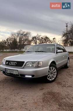 Седан Audi A6 1996 в Острозі
