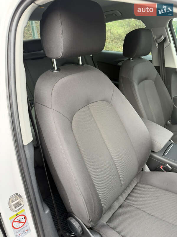 Седан Audi A6 2012 в Ужгороде