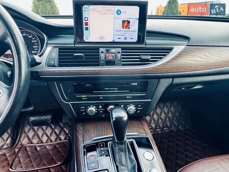 Седан Audi A6 2015 в Киеве