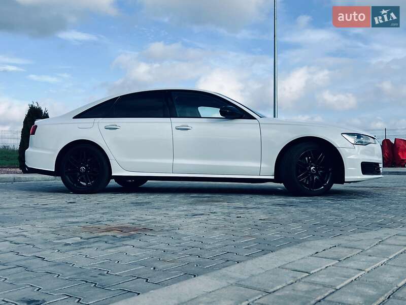 Седан Audi A6 2015 в Киеве