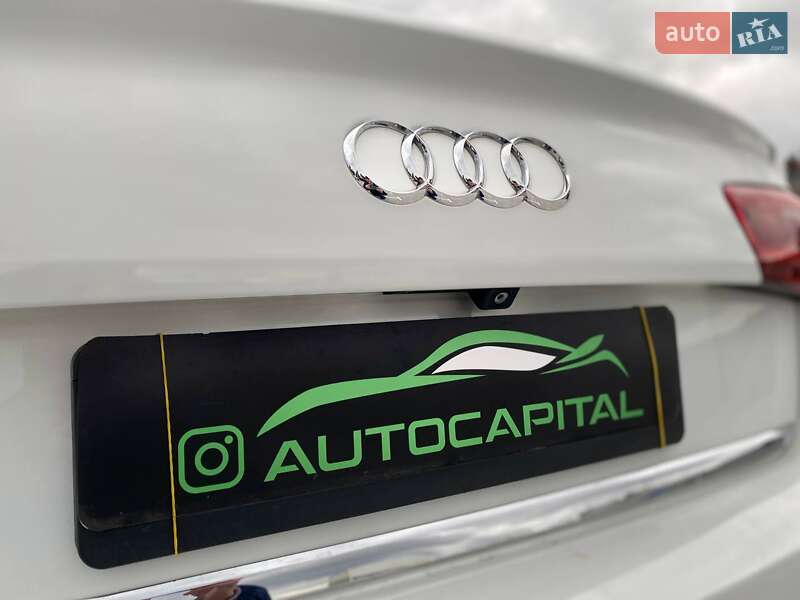 Седан Audi A6 2015 в Киеве
