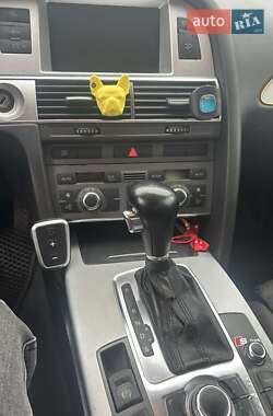 Седан Audi A6 2004 в Залещиках