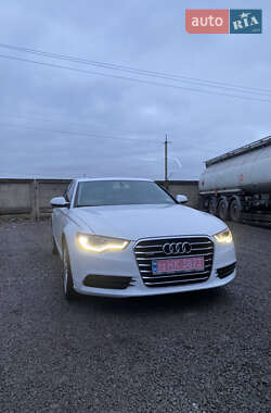 Седан Audi A6 2014 в Ровно