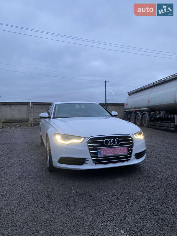 Седан Audi A6 2014 в Рівному