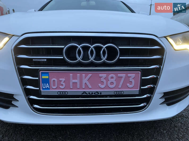 Седан Audi A6 2014 в Рівному