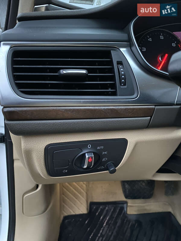 Седан Audi A6 2014 в Рівному