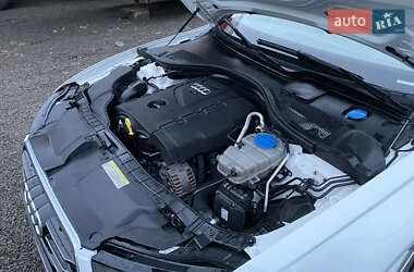 Седан Audi A6 2014 в Ровно