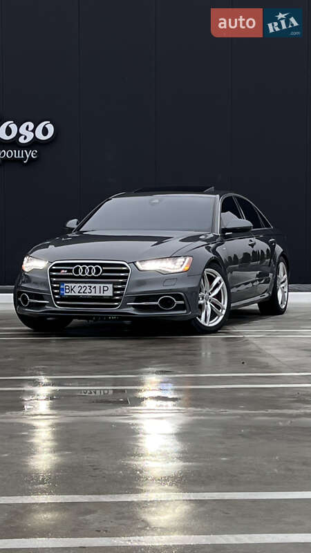 Седан Audi A6 2014 в Звягеле