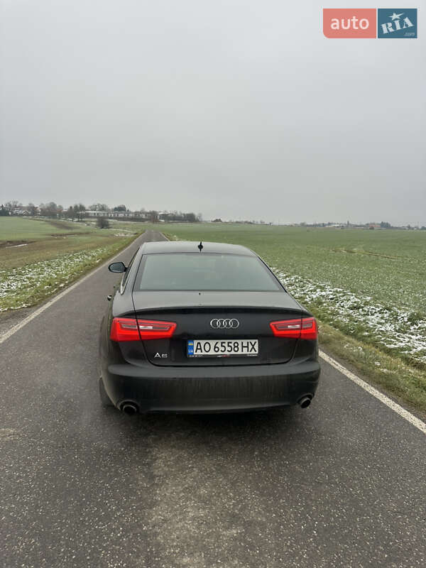 Седан Audi A6 2012 в Тячеве