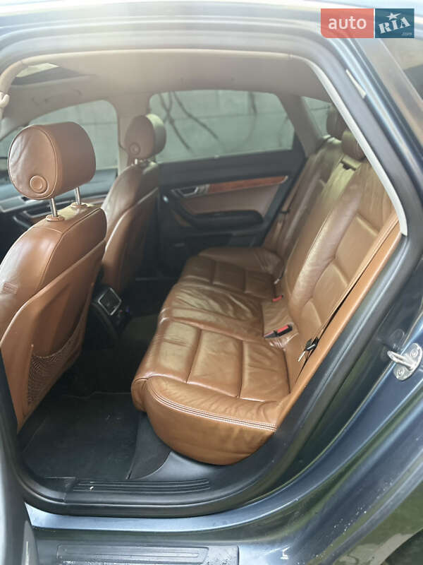 Седан Audi A6 2004 в Хусте