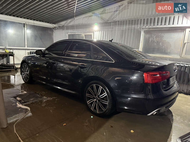 Седан Audi A6 2014 в Киеве