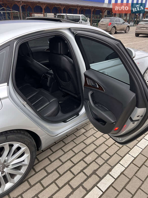 Седан Audi A6 2013 в Староконстантинове