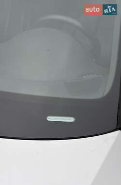 Седан Audi A6 2013 в Староконстантинове