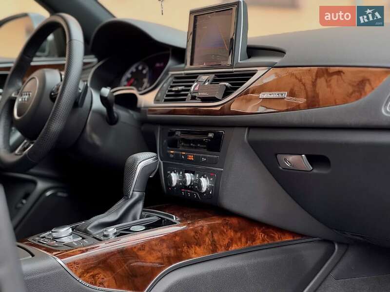 Седан Audi A6 2014 в Львове
