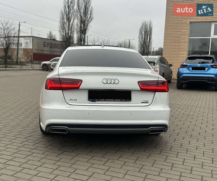 Седан Audi A6 2015 в Ужгороде