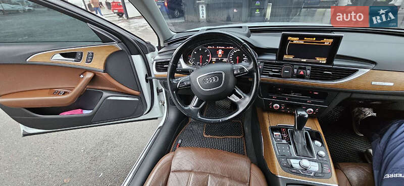 Седан Audi A6 2015 в Киеве