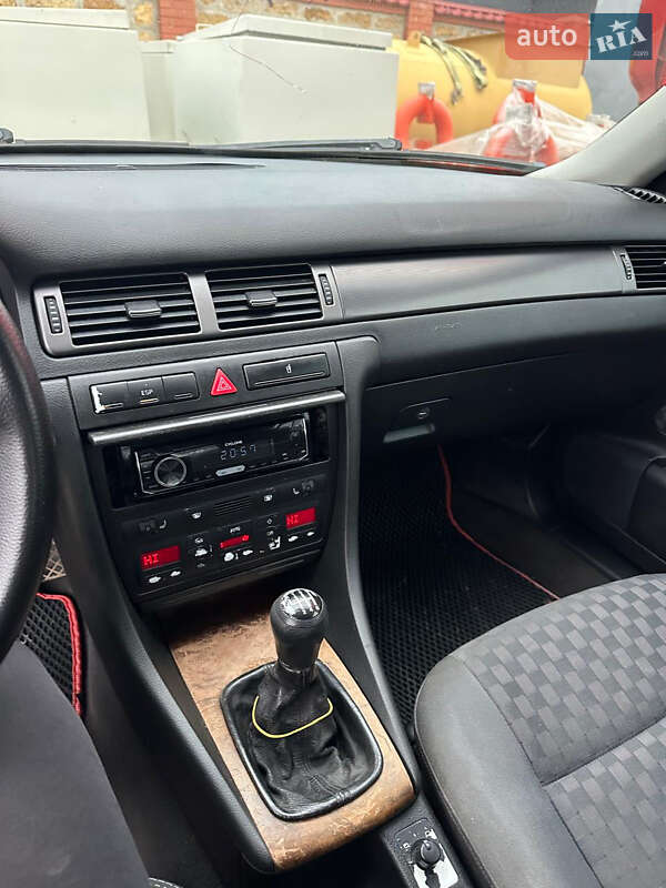 Седан Audi A6 2003 в Ромнах фото 9 Седан Audi A6 2003 в Ромнах