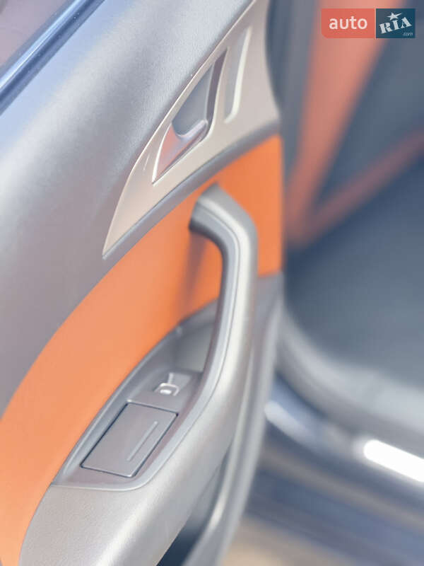 Седан Audi A6 2013 в Виннице