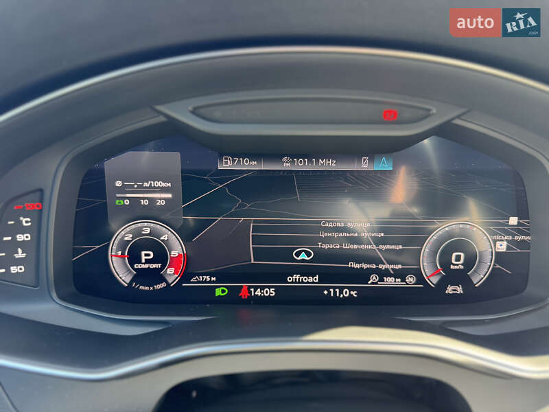 Седан Audi A6 2019 в Вараше