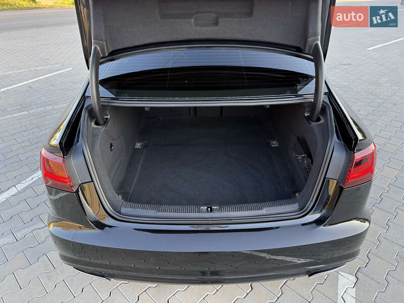 Седан Audi A6 2015 в Черновцах