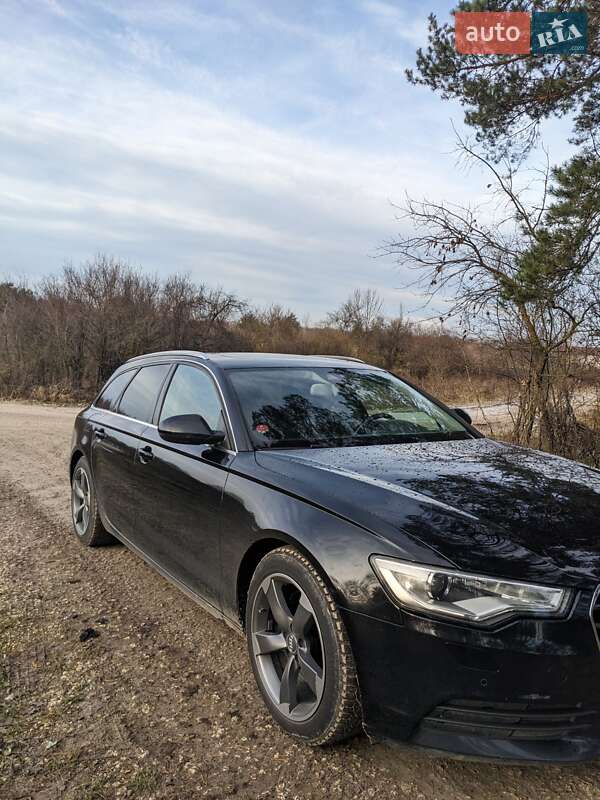Универсал Audi A6 2013 в Комарному