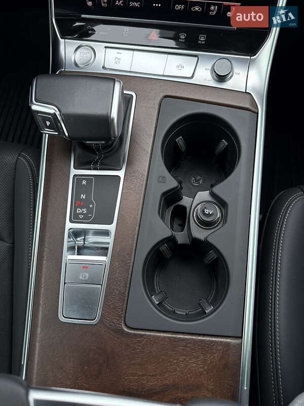 Седан Audi A6 2020 в Львове