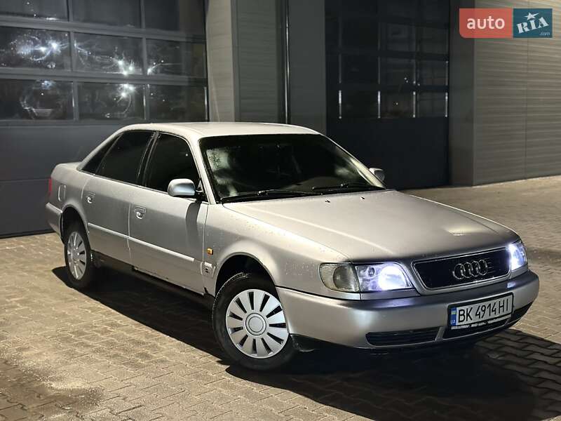Седан Audi A6 1996 в Сарнах фото Седан Audi A6 1996 в Сарнах