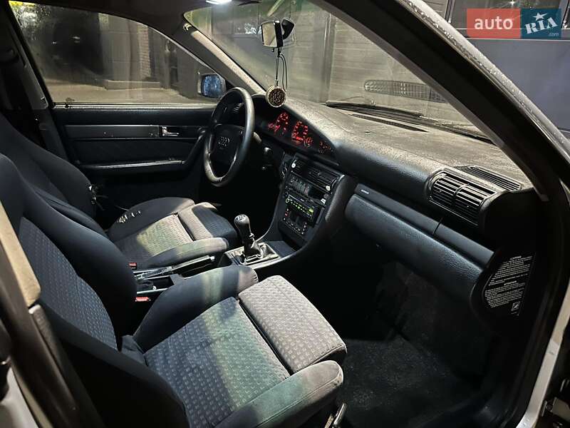 Седан Audi A6 1996 в Сарнах фото 11 Седан Audi A6 1996 в Сарнах