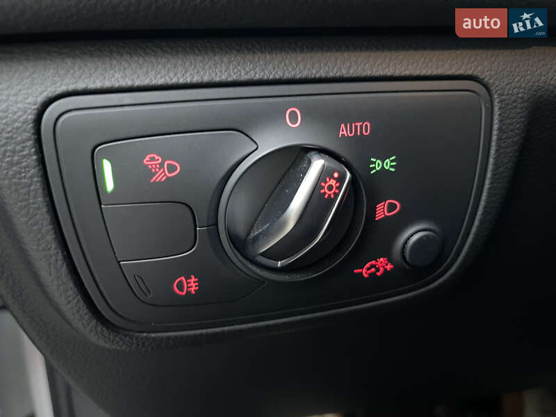 Седан Audi A6 2016 в Киеве