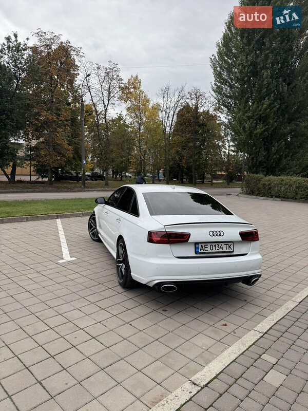 Седан Audi A6 2016 в Киеве