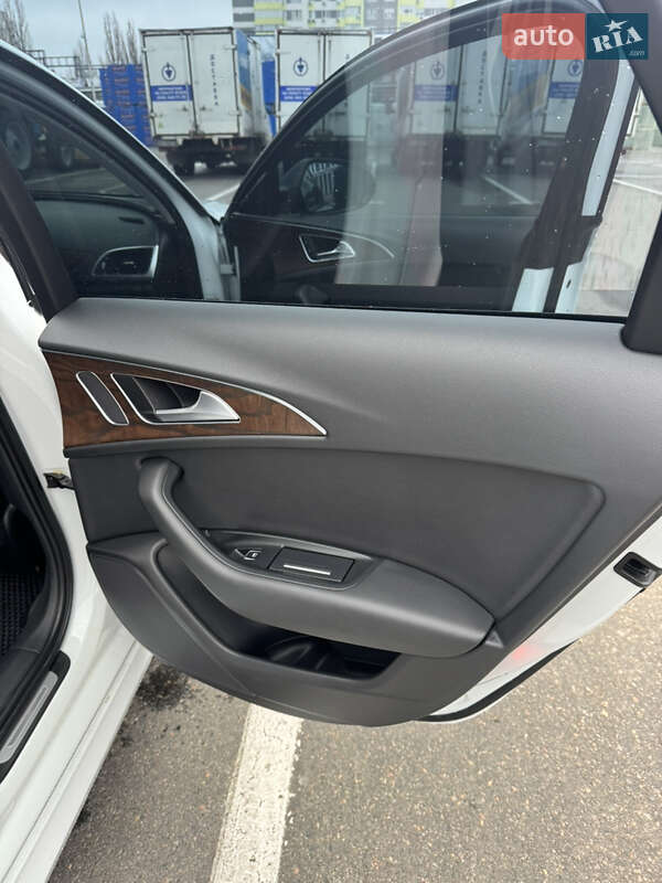 Седан Audi A6 2016 в Киеве